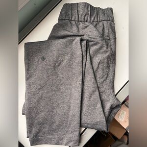 Lululemon Sweatpant Workout Pants stretchy Grey Women’s 4